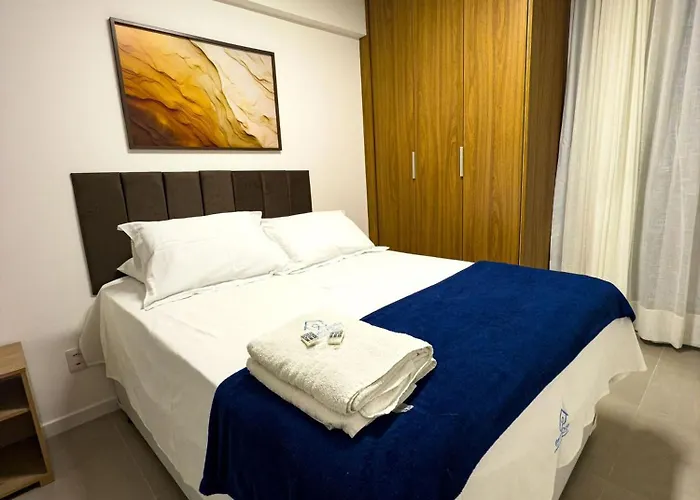 Quarto E Sala Aconchegante No Barra Conceito