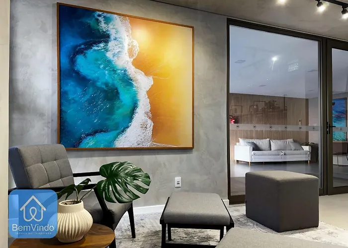 Quarto E Sala Aconchegante No Barra Conceito